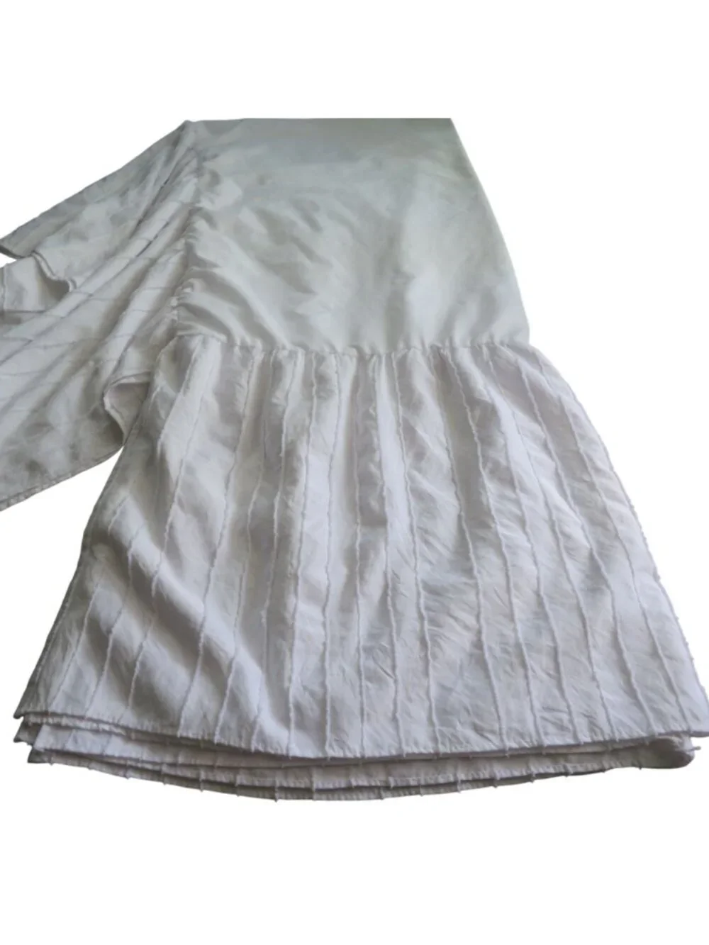 White Full Size Bed Skirt Vertical Textured Chenille Pin Stripe Fabric 18